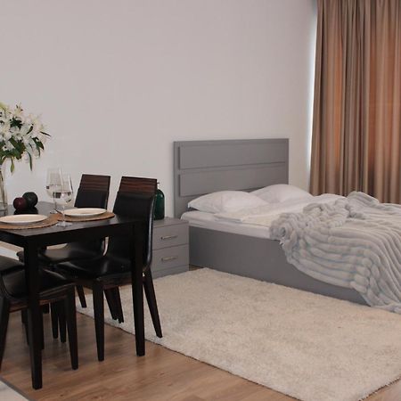 Cozy Home Exclusive Time Almatý Exterior foto